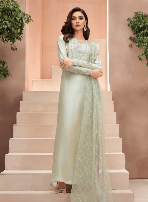 Luxury Pret Pakistan Dresses | Hand Embroidered Designer Wear Qimra Clothing Luxury Pret Pakistan Dresses | Hand Embroidered Designer Wear Qimra Clothing
