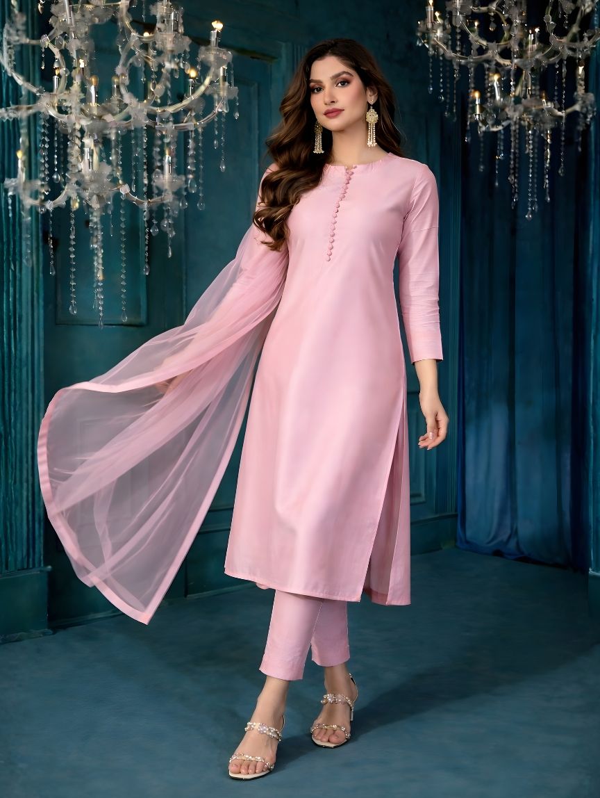 Hania Amir kurta look Ayra