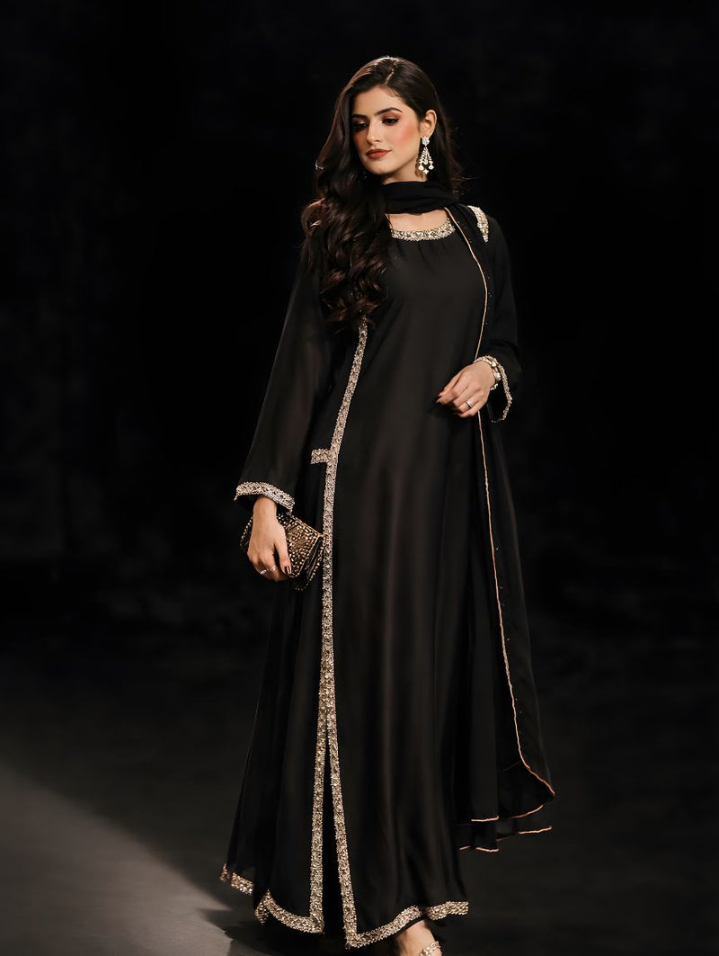 Hania Amir’s trending outfit in Mere Zindagi Hai Tu